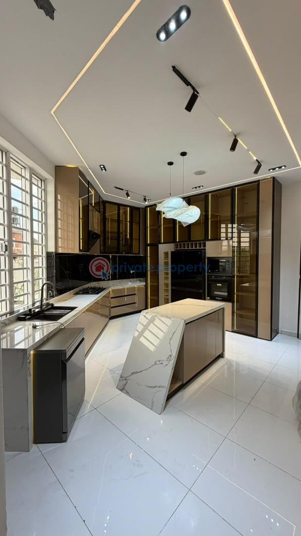 5 bedroom Detached Duplex For Sale Cheveron Lekki Lagos - 23