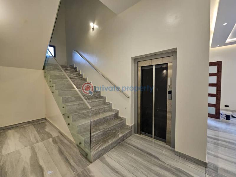 5 bedroom Detached Duplex For Sale In An Estate Close To Banana Island Ikoyi Lagos - 3