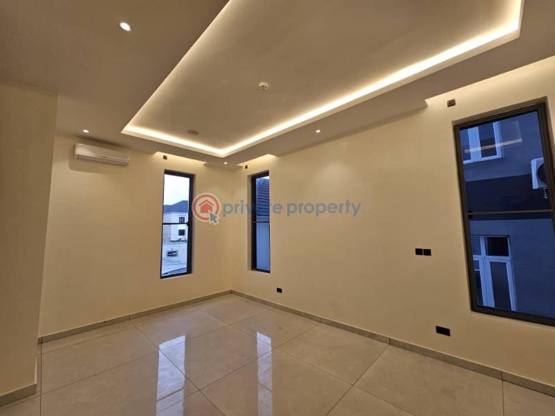 5 bedroom Detached Duplex For Sale In An Estate Close To Banana Island Ikoyi Lagos - 6