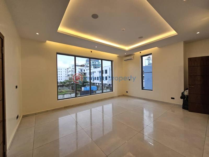5 bedroom Detached Duplex For Sale In An Estate Close To Banana Island Ikoyi Lagos - 15
