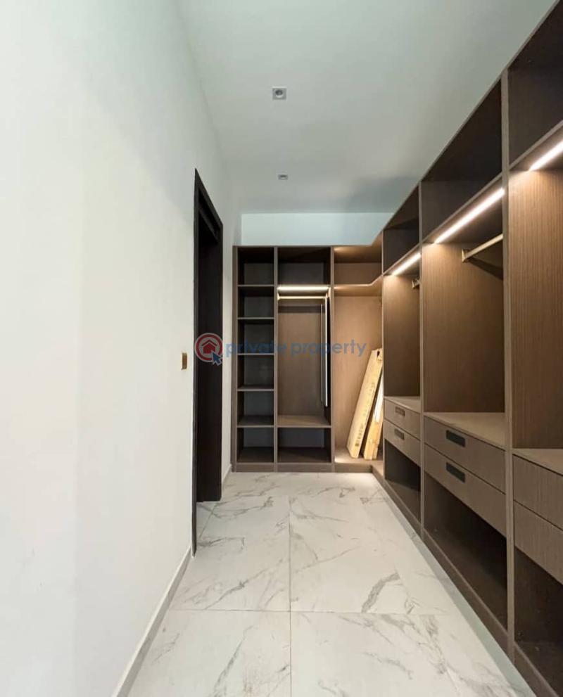 5 bedroom Detached Duplex For Sale Lekki Phase 1 Lagos - 17