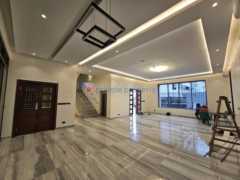 5 bedroom Detached Duplex For Sale In An Estate Close To Banana Island Ikoyi Lagos - 16