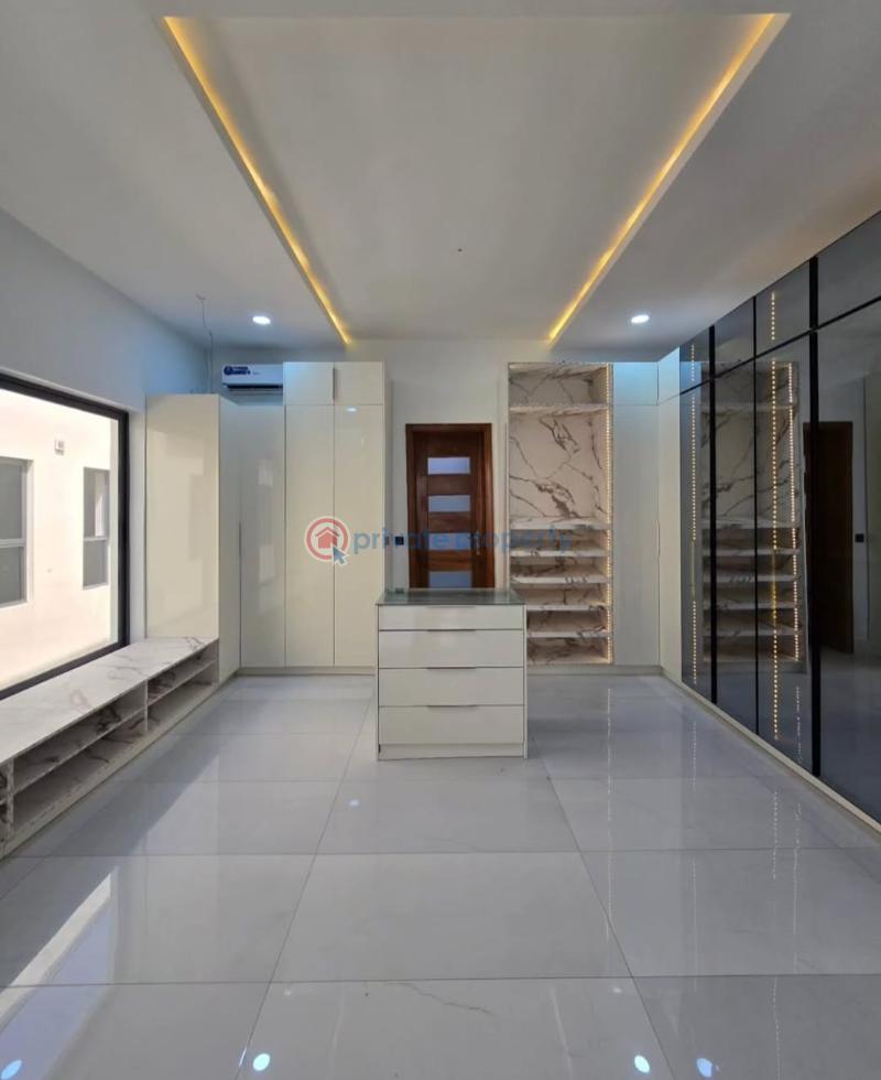 5 bedroom Detached Duplex For Sale Lekki Phase 1 Lagos - 17