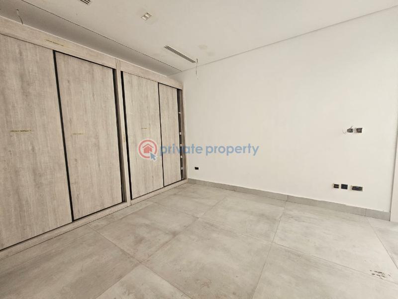Luxury 5 bedroom fully detached duplex with 2rooms bq, study, cinema, swimming pool and gym - 30 5 bedroom Detached Duplex For Sale Old Ikoyi Lagos - 30