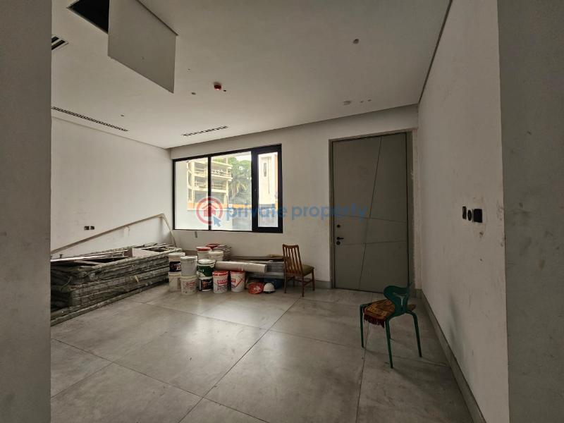 Luxury 5 bedroom fully detached duplex with 2rooms bq, study, cinema, swimming pool and gym - 26 5 bedroom Detached Duplex For Sale Old Ikoyi Lagos - 26