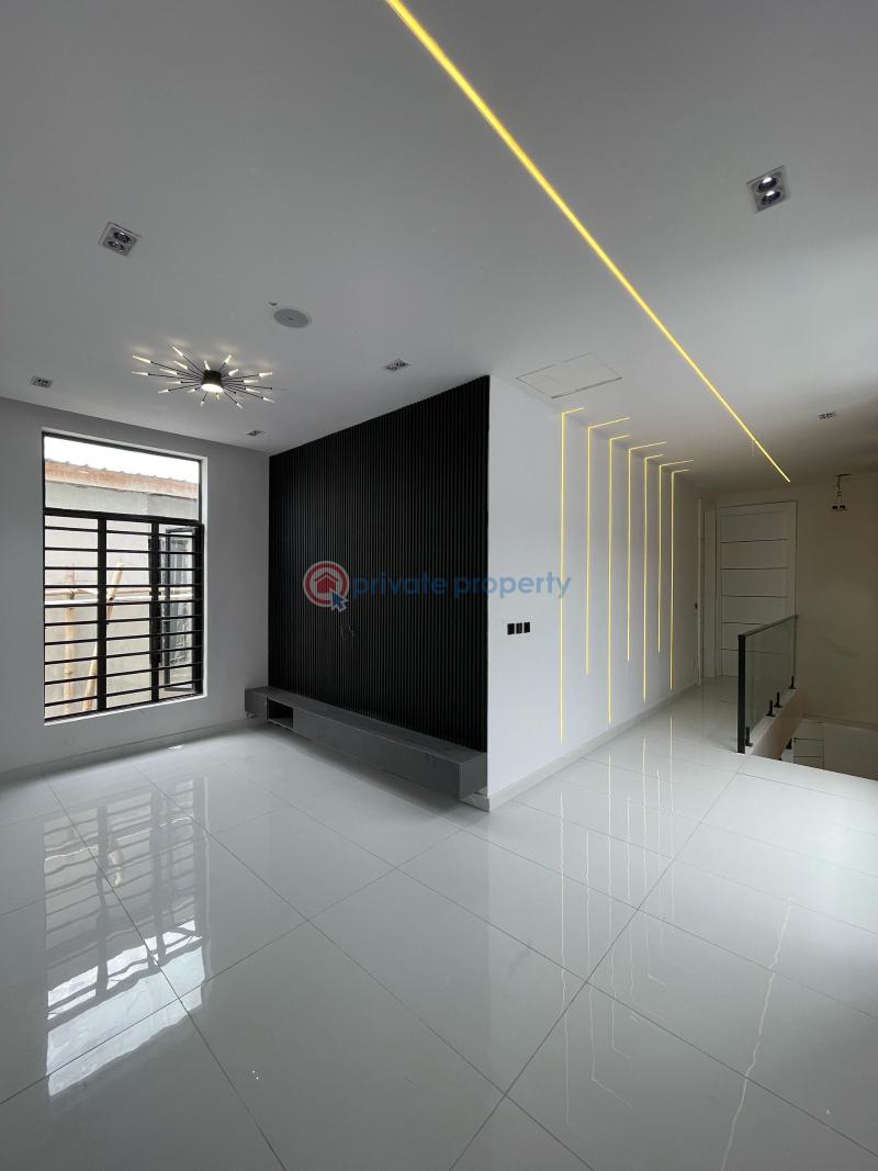 Luxury 5-bedroom fully detached duplex with a bq & pool - 2 5 bedroom Detached Duplex For Sale Ikota Lekki Lagos - 2