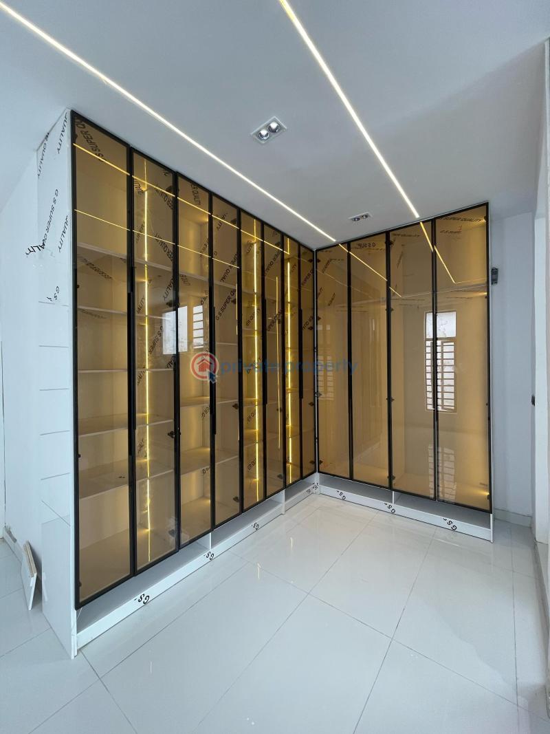 Luxury 5-bedroom fully detached duplex with a bq & pool - 6 5 bedroom Detached Duplex For Sale Ikota Lekki Lagos - 6