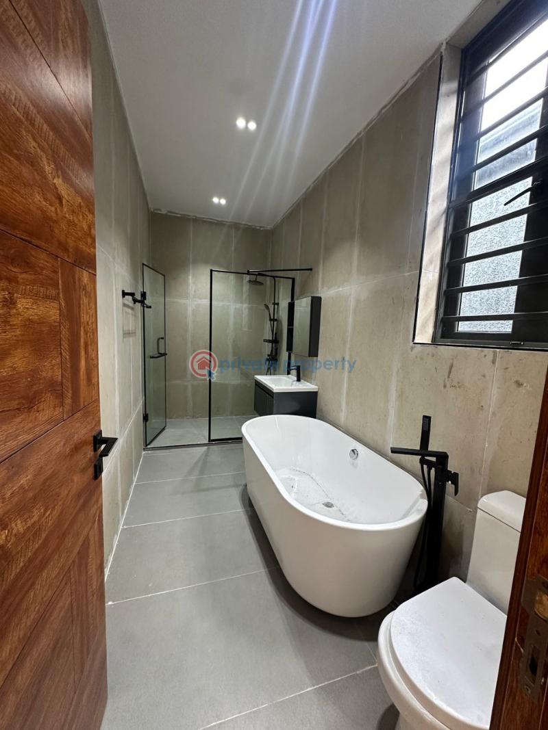 Luxury 5 bedroom fully detached duplex with bq - 16 5 bedroom Detached Duplex For Sale Lekki Phase 1 Lagos - 16