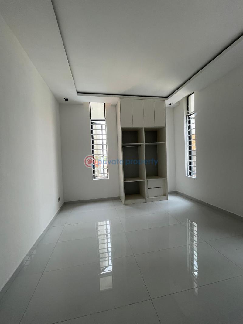 Luxury 5-bedroom fully detached duplex with bq - 8 5 bedroom Detached Duplex For Sale Lake View Estate, Orchid Lekki Lagos - 8