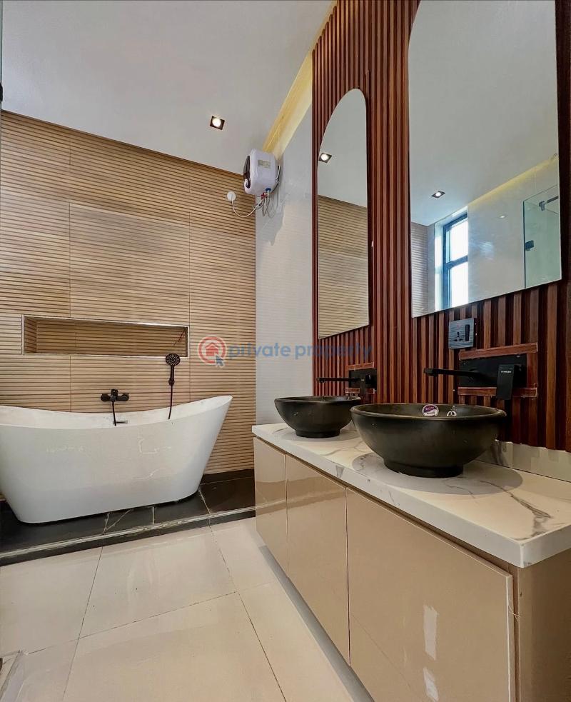 5 bedroom Detached Duplex For Sale Secure Estate At Chevron Lekki Lekki Lagos - 13