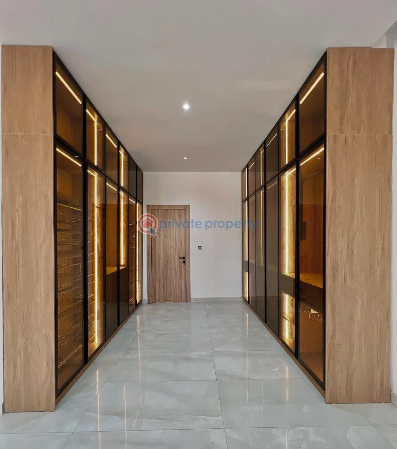 5 bedroom Detached Duplex For Sale Secure Estate At Osapa Lekki Osapa Lekki Lagos - 9