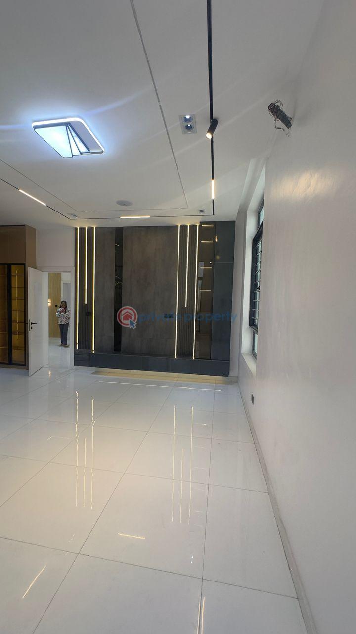 5 bedroom Detached Duplex For Sale Chevron Lekki Lagos - 14