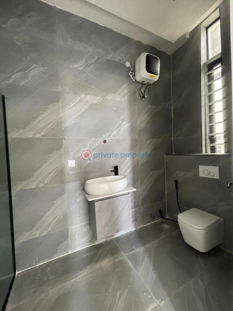 Luxury 5-bedroom fully detached duplex with bq - 7 5 bedroom Detached Duplex For Sale Lake View Estate, Orchid Lekki Lagos - 7