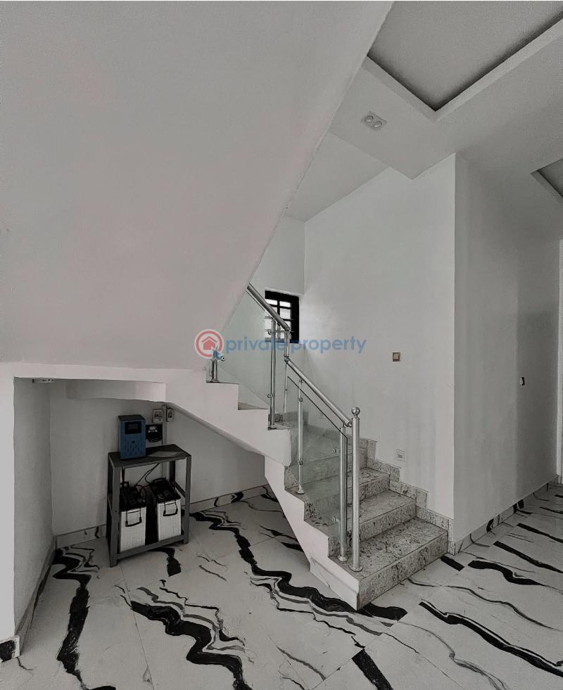 5 bedroom Detached Duplex For Sale Secure Estate At Ologolo Lekki Ologolo Lekki Lagos - 4