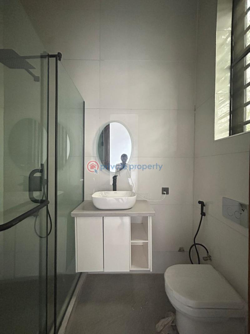 Luxury 5 bedroom fully detached duplex with bq - 8 5 bedroom Detached Duplex For Sale Ikota Lekki Lagos - 8