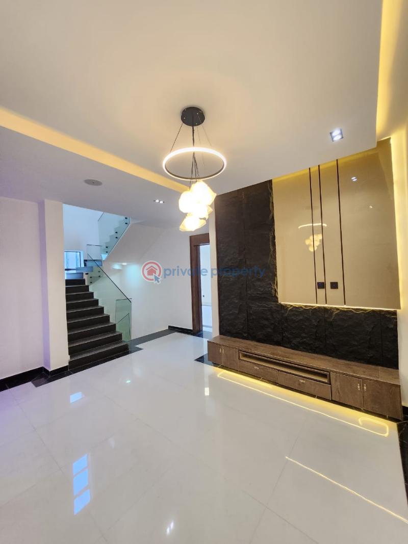 5 bedroom Detached Duplex For Sale Chevron Drive Lekki Lagos - 11