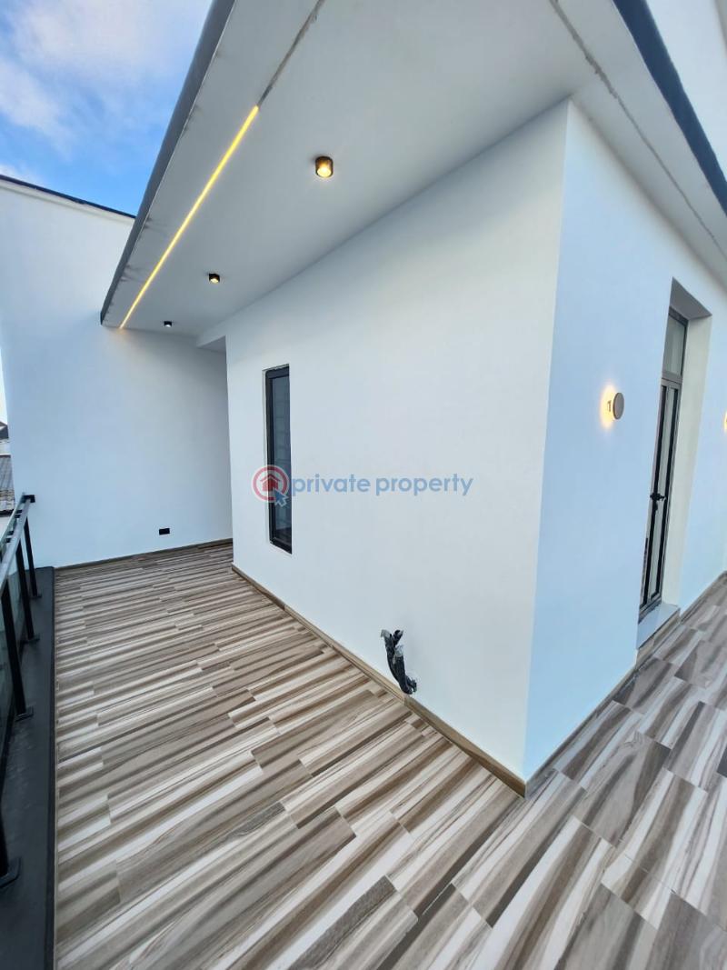 5 bedroom Detached Duplex For Sale Chevron Drive Lekki Lagos - 2