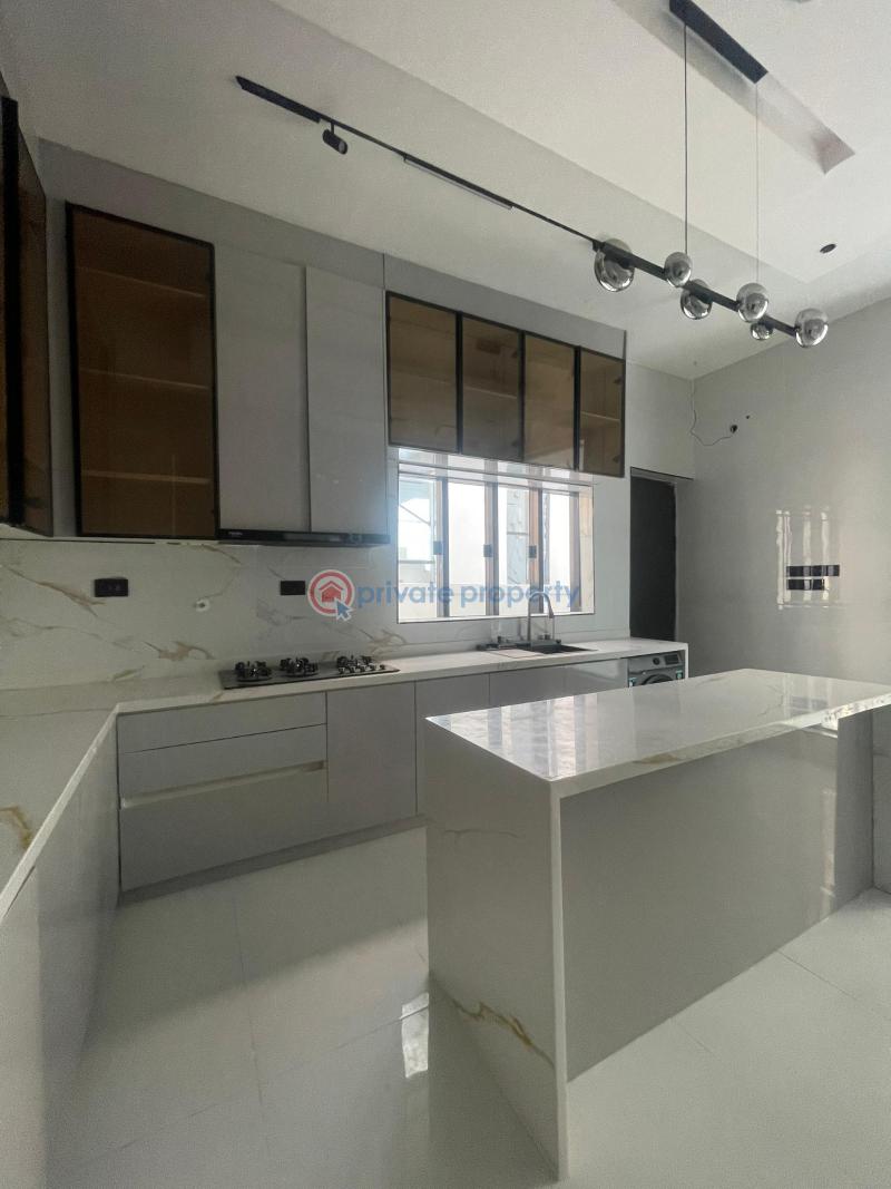 5 bedroom Detached Duplex For Sale Chevron, Lekki Lagos - 3