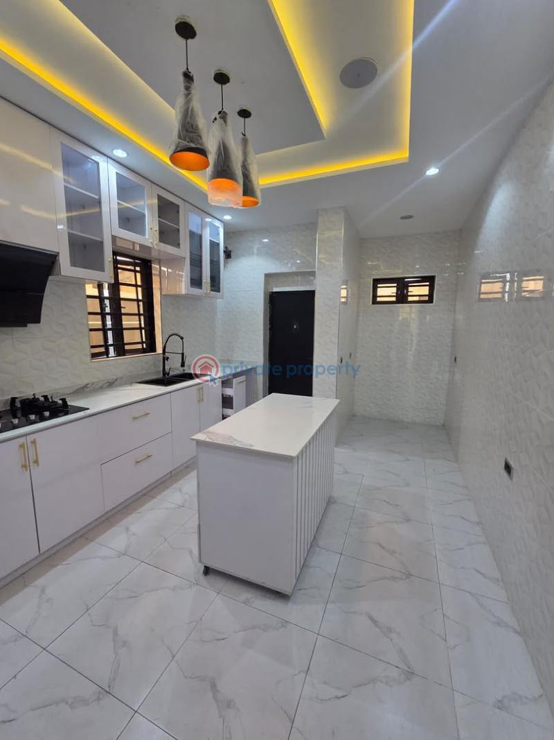 5 bedroom Duplex For Sale Magodo GRA Phase 2 Kosofe/Ikosi Lagos - 2