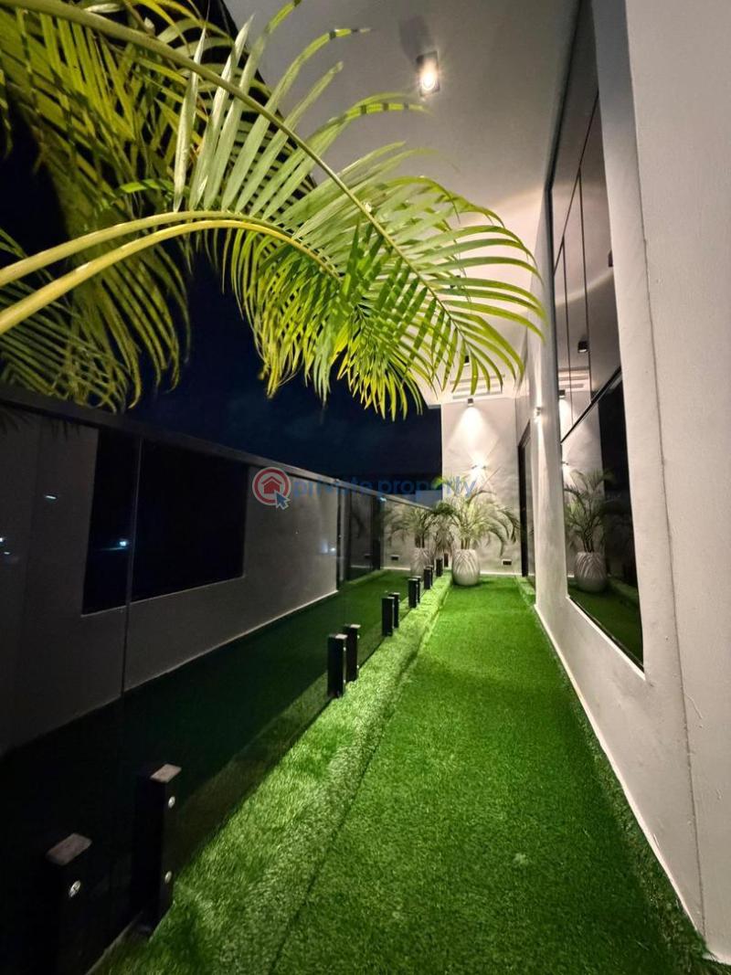 5 bedroom Detached Duplex For Sale Chevron Conservation, Lekki Lagos - 3