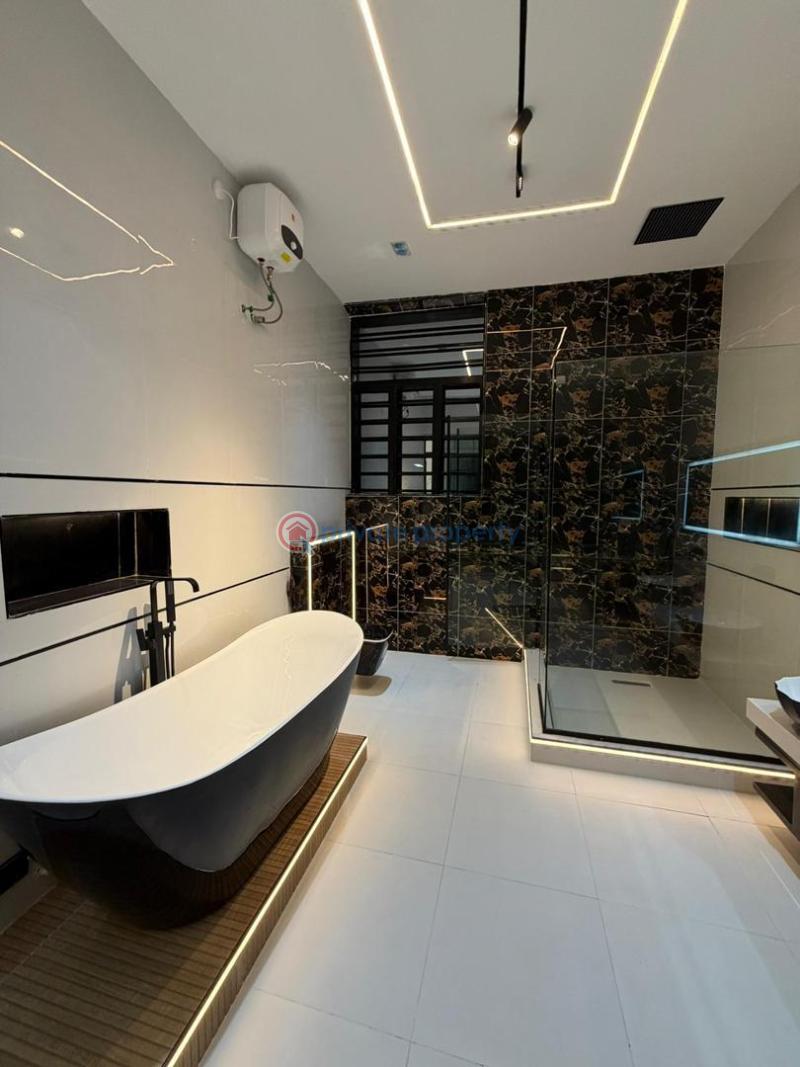 5 bedroom Detached Duplex For Sale Chevron Conservation, Lekki Lagos - 13