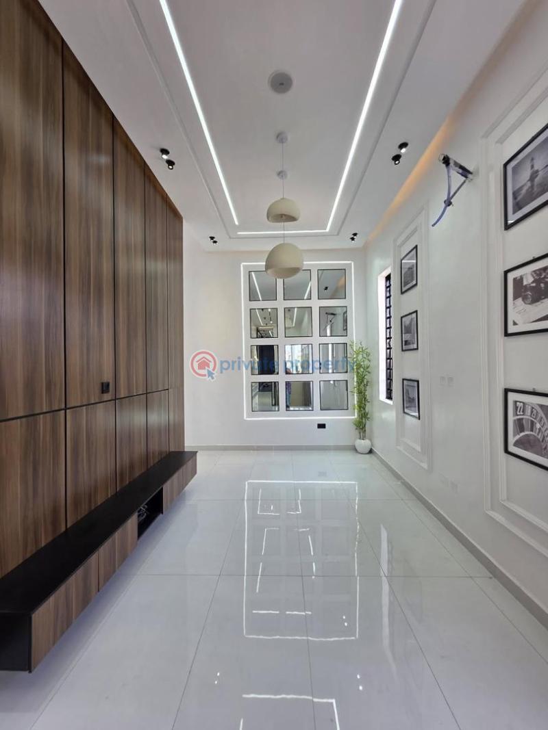 5 bedroom Detached Duplex For Sale Ikota Lekki Lagos - 2