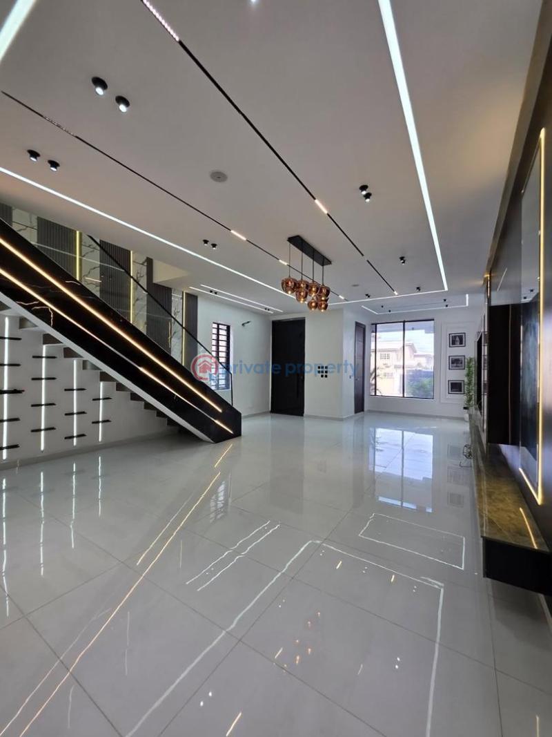 5 bedroom Detached Duplex For Sale Ikota Lekki Lagos - 3