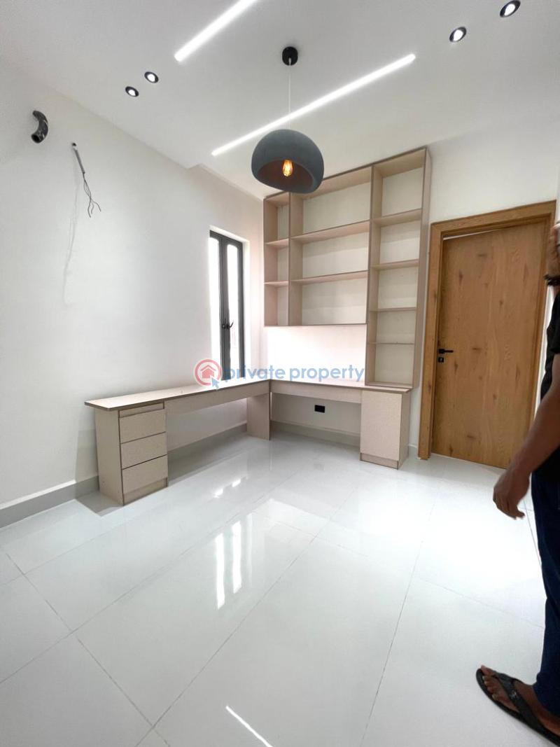 5 bedroom Detached Duplex For Sale Ajah, Lekki Lagos - 21
