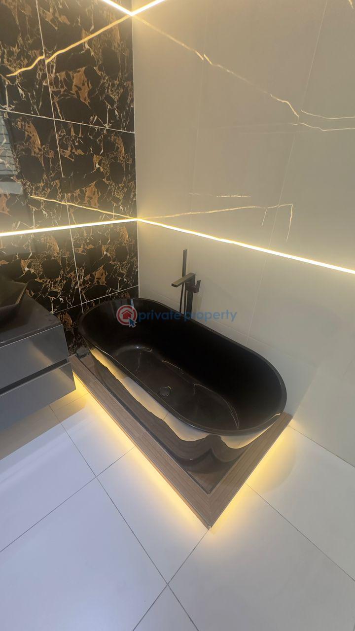 5 bedroom Detached Duplex For Sale Chevron Lekki Lagos - 16