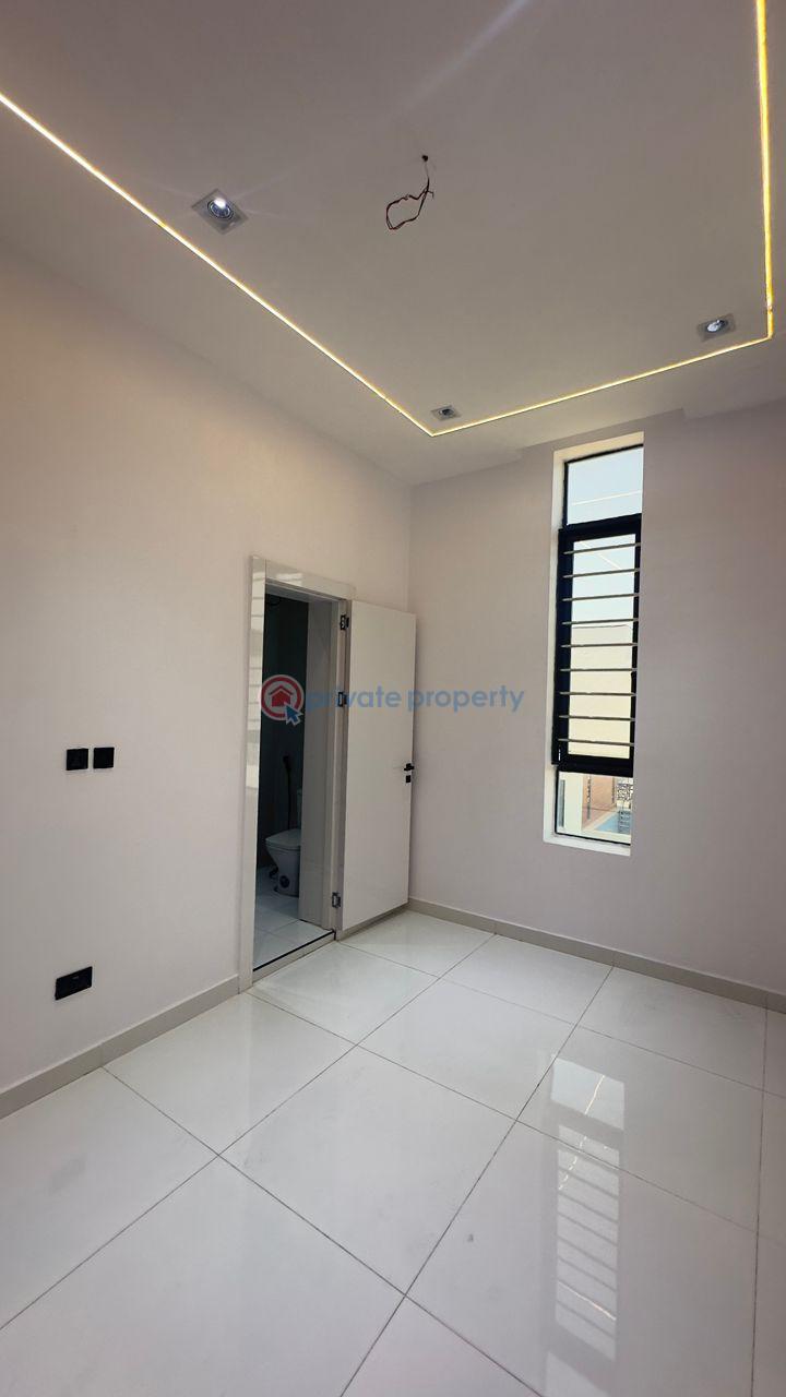 5 bedroom Detached Duplex For Sale Chevron Lekki Lagos - 10