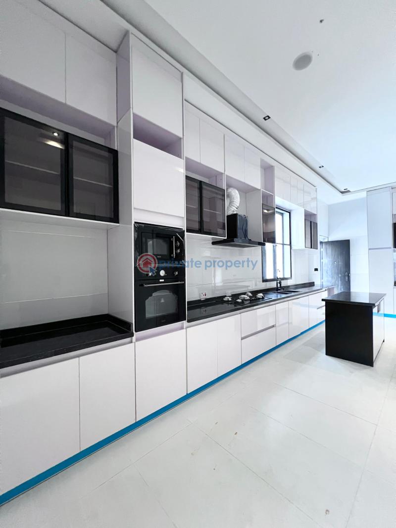 Luxury 5 bedroom fully detached duplex with bq pool in ikota lekki - 8 5 bedroom Duplex For Sale Ikota Lekki Lagos - 8