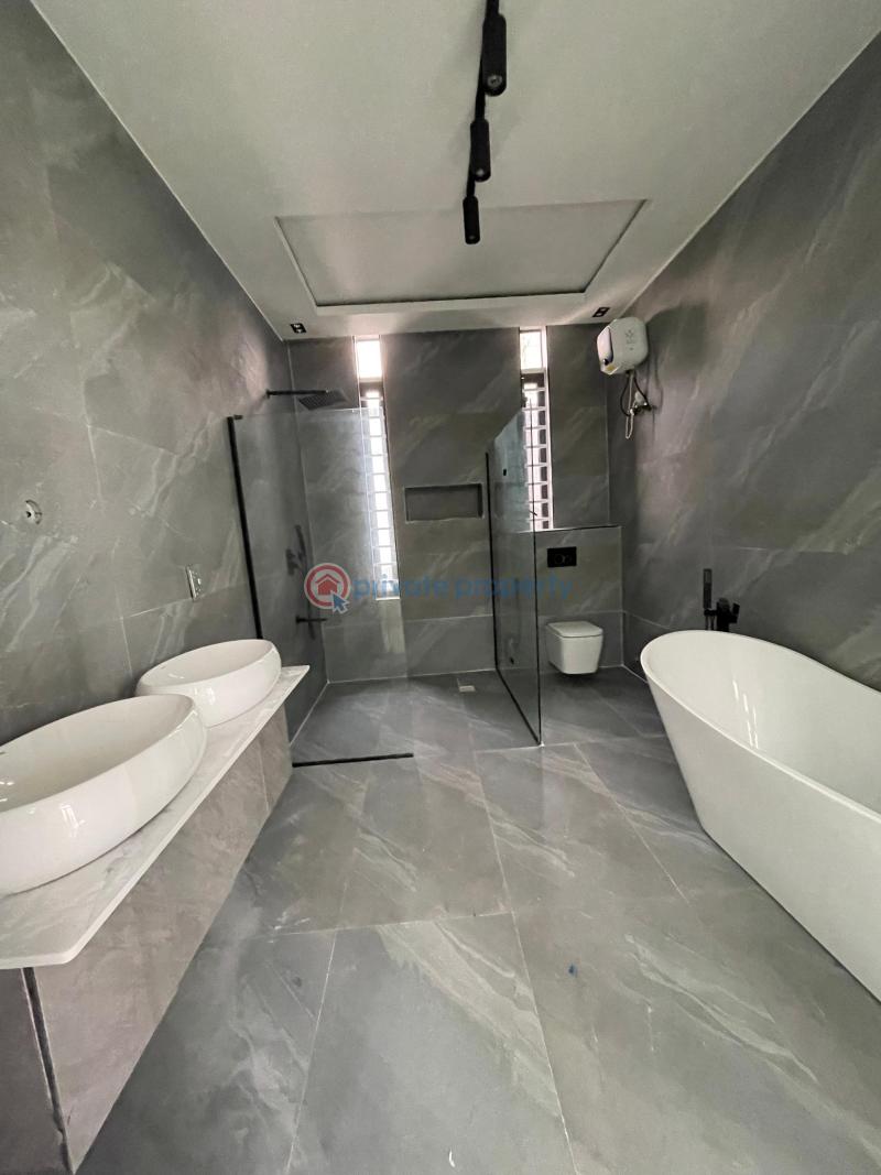 Luxury 5-bedroom fully detached duplex with bq - 11 5 bedroom Detached Duplex For Sale Lake View Estate, Orchid Lekki Lagos - 11