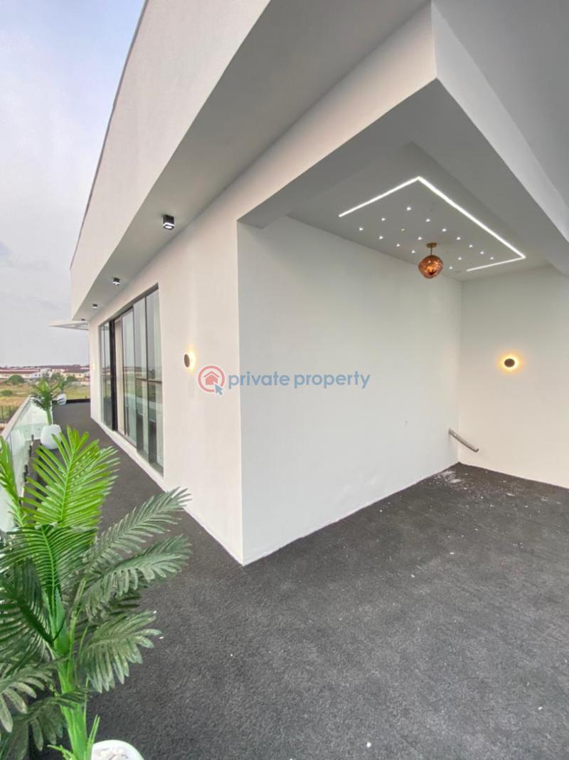 5 bedroom Detached Duplex For Sale Chevron Drive Lekki Lagos - 1