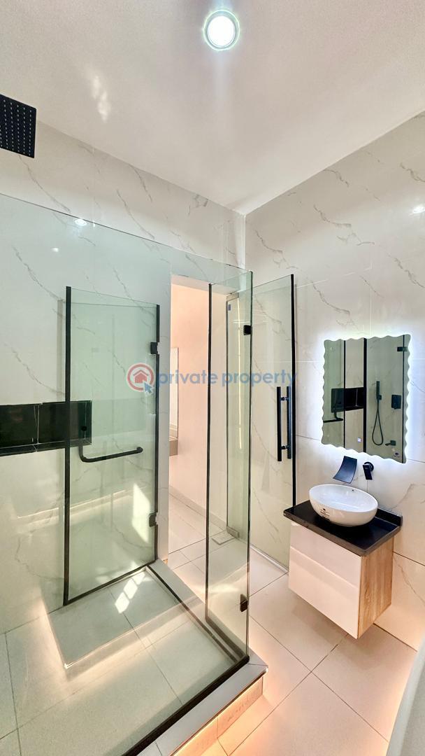 5 bedroom Detached Duplex For Sale Chevron,conservation Lekki Lagos - 9