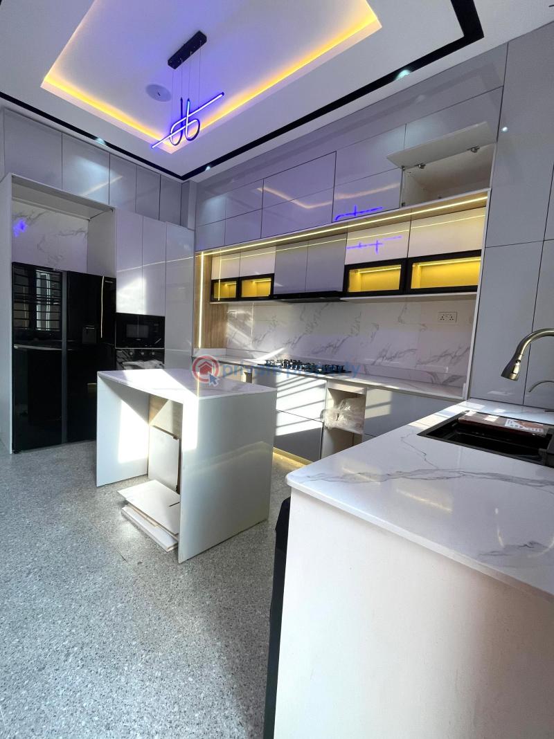 5 bedroom Detached Duplex For Sale Chevron Drive Lekki Lagos - 3