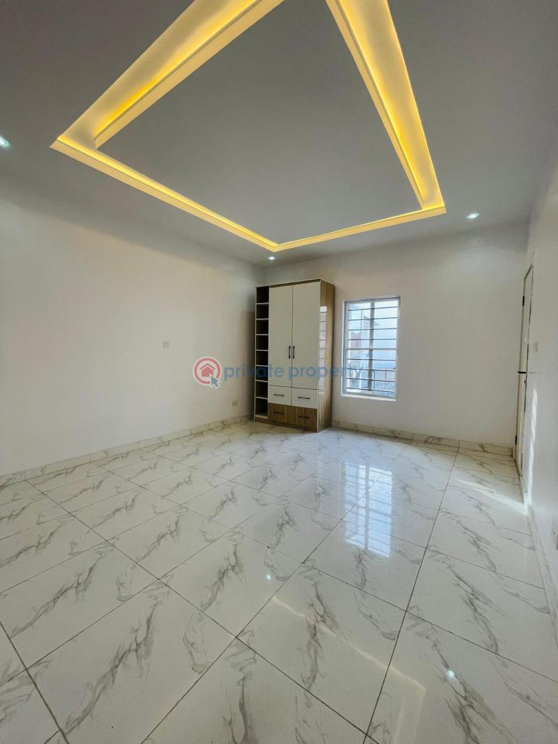 5 bedroom Detached Duplex For Sale Chevron Drive Lekki Lagos - 3