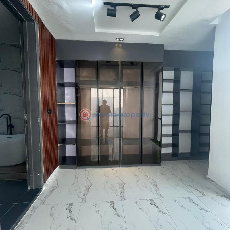 5 bedroom Detached Duplex For Sale Chevron, Lekki Lagos - 8