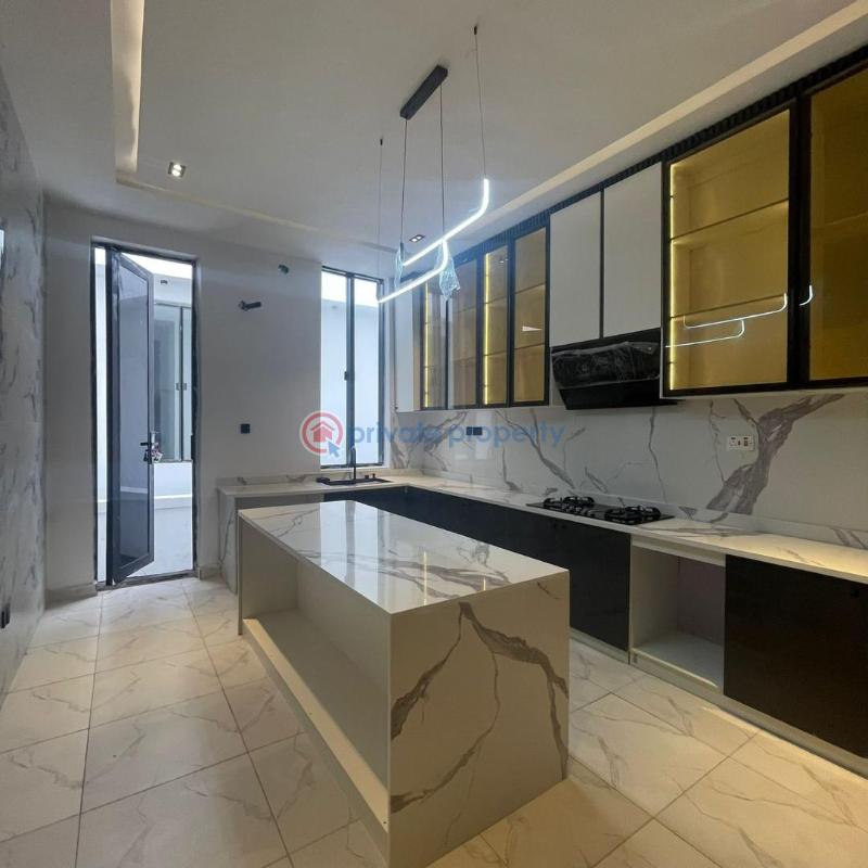5 bedroom Detached Duplex For Sale Chevron, Lekki Lagos - 9