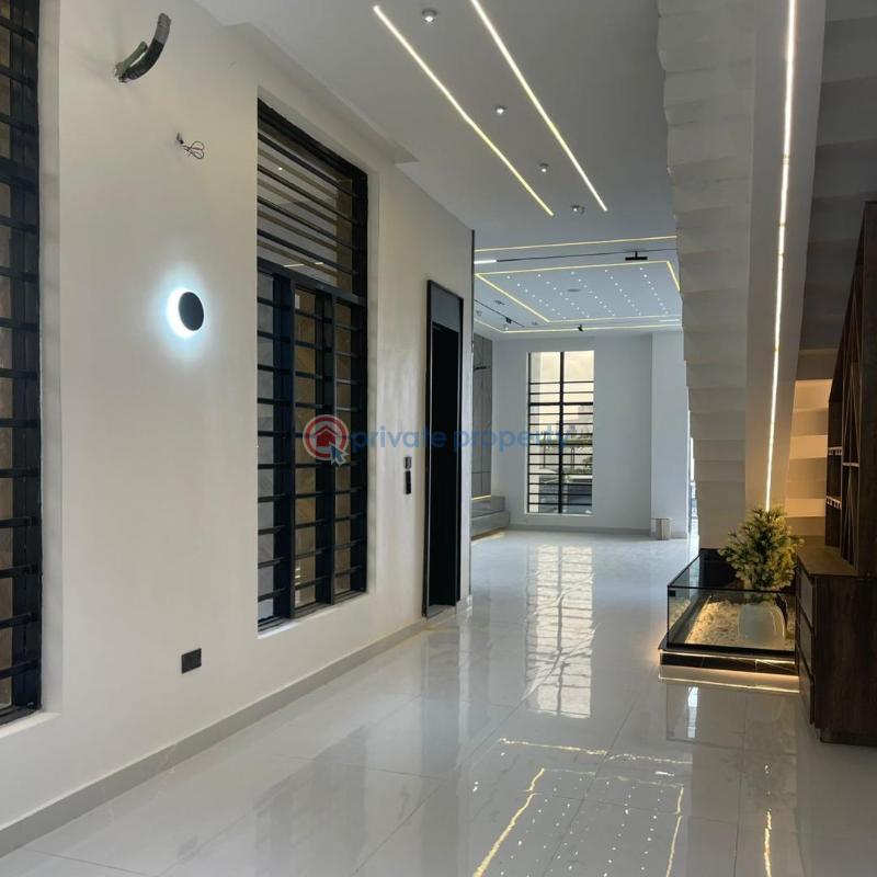 5 bedroom Detached Duplex For Sale Chevron, Lekki Lagos - 3