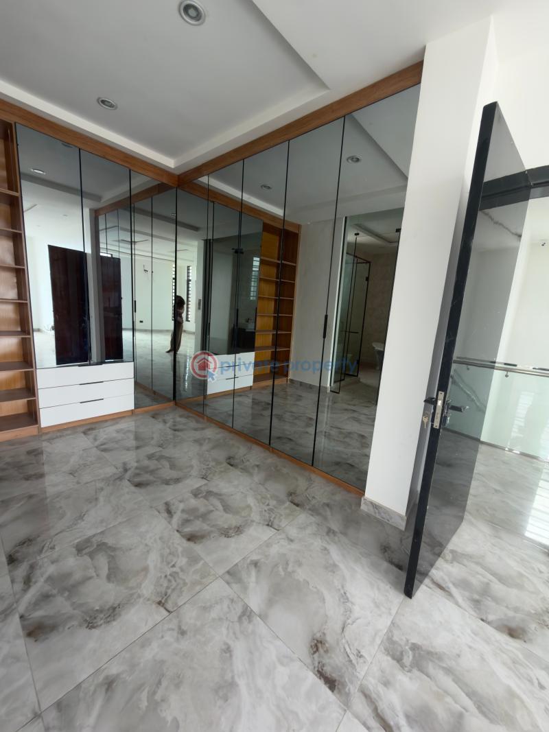 5 bedroom Detached Duplex For Sale Osapa Lekki Lagos - 5