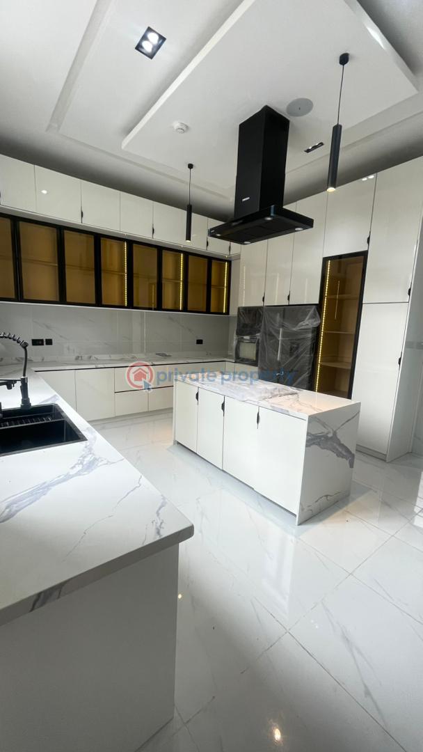 5 bedroom Detached Duplex For Sale Chevron Drive Lekki Lagos - 3