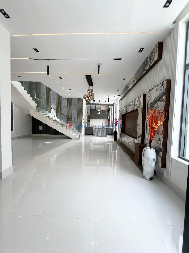 5 bedroom Duplex For Sale Second Toll Gate Lekki Chevron Drive Lekki Lagos - 5