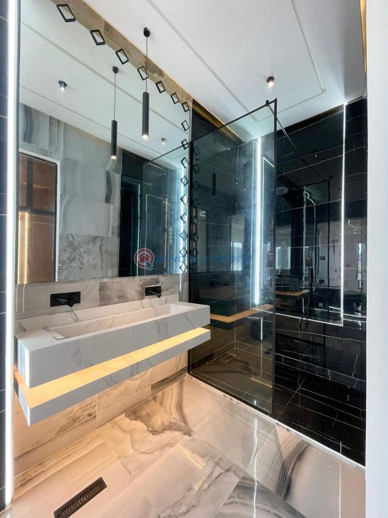 Luxury 5 bedroom fully detached duplex with pool in chevron lekki - 1 5 bedroom Duplex For Sale Chevron Lekki Chevron Drive Lekki Lagos - 1