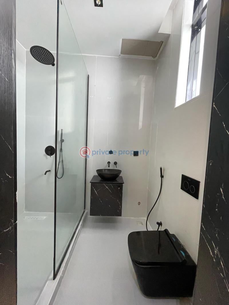 5 bedroom Detached Duplex For Sale Chevron Drive Lekki Lagos - 5