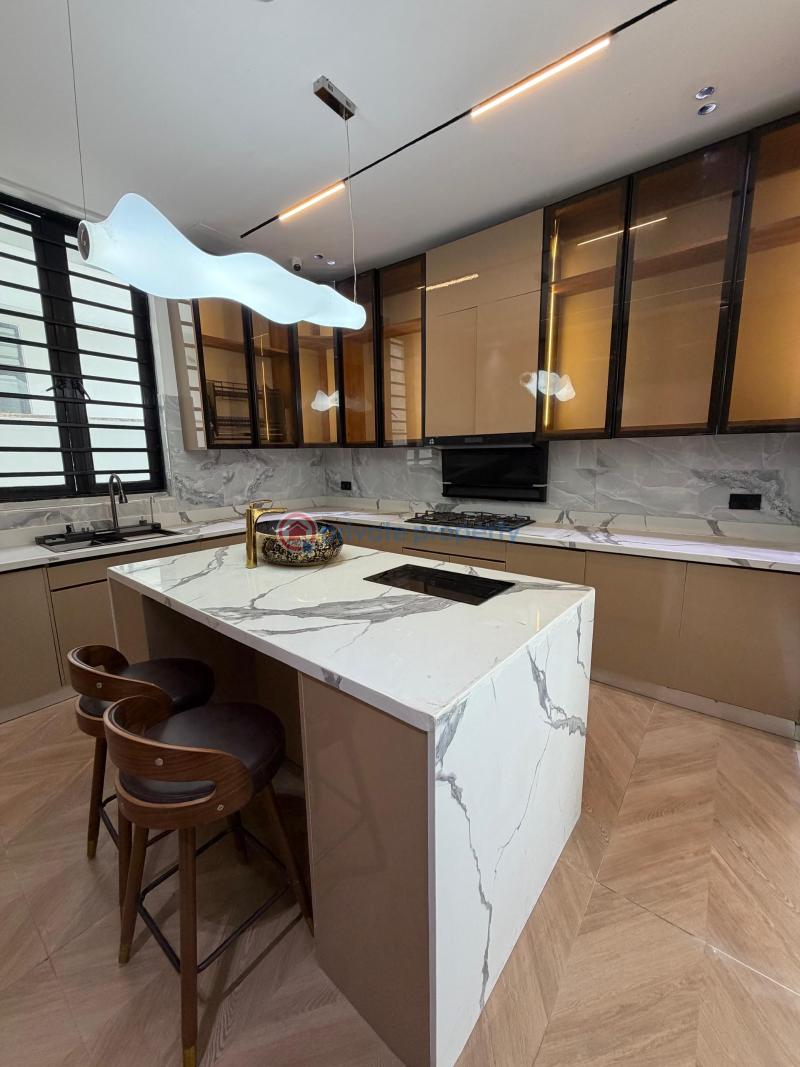 5 bedroom Flat & Apartment For Sale Freedom Way Lekki Phase 1 Lagos - 8