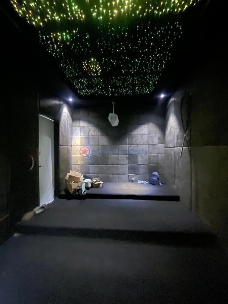 5 bedroom Detached Duplex For Sale Lekki Phase 1 Lagos - 17