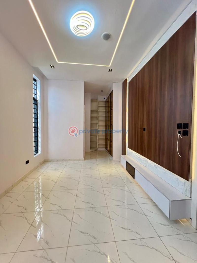 5 bedroom Detached Duplex For Sale Ikota Lekki Lagos - 3
