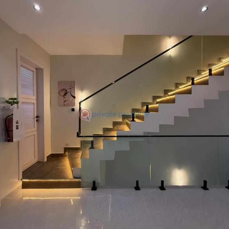 5 bedroom Detached Duplex For Sale Orichid Road Lafiaji Lekki Lagos - 5