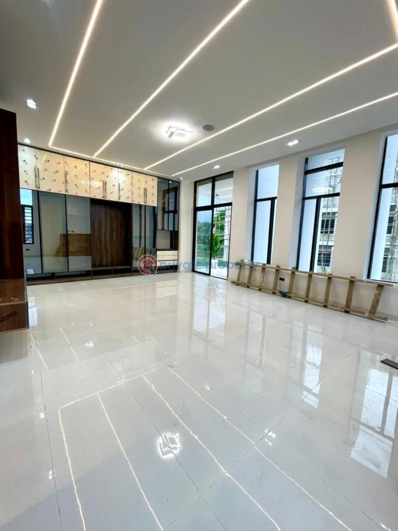 5 bedroom Detached Duplex For Sale Chevron Drive Lekki Lagos - 4