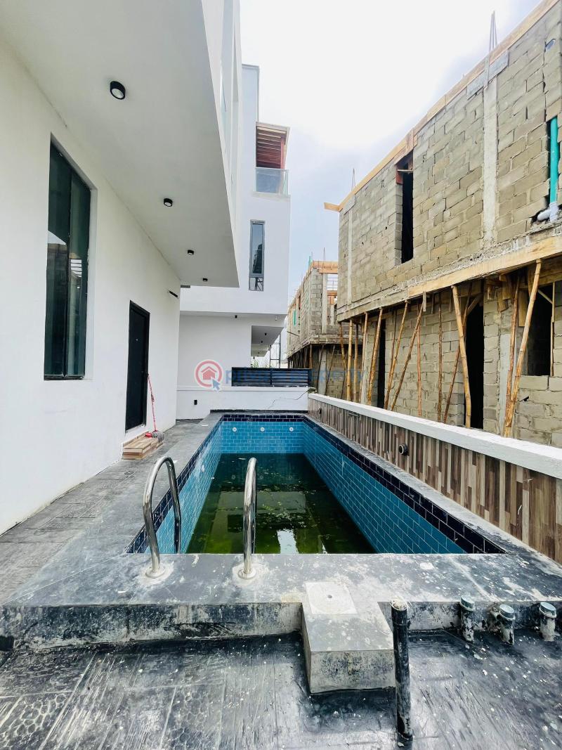 5 bedroom Detached Duplex For Sale Chevron Drive Lekki Lagos - 13
